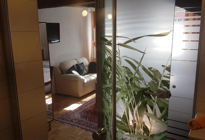 Номер Комфорт, Restaurant Goldenes Lamm