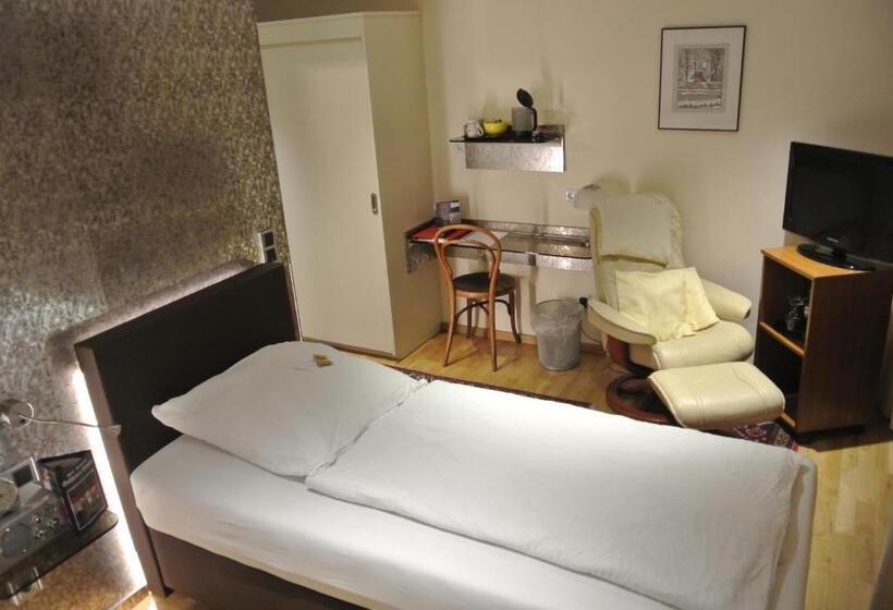 Номер Комфорт Индивидуальный, Restaurant Goldenes Lamm