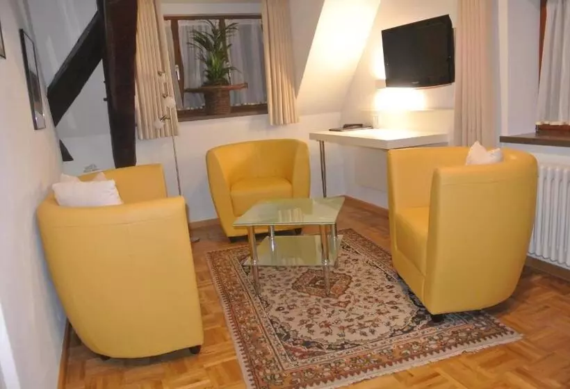 １ベッドルームアパートメント, Restaurant Goldenes Lamm