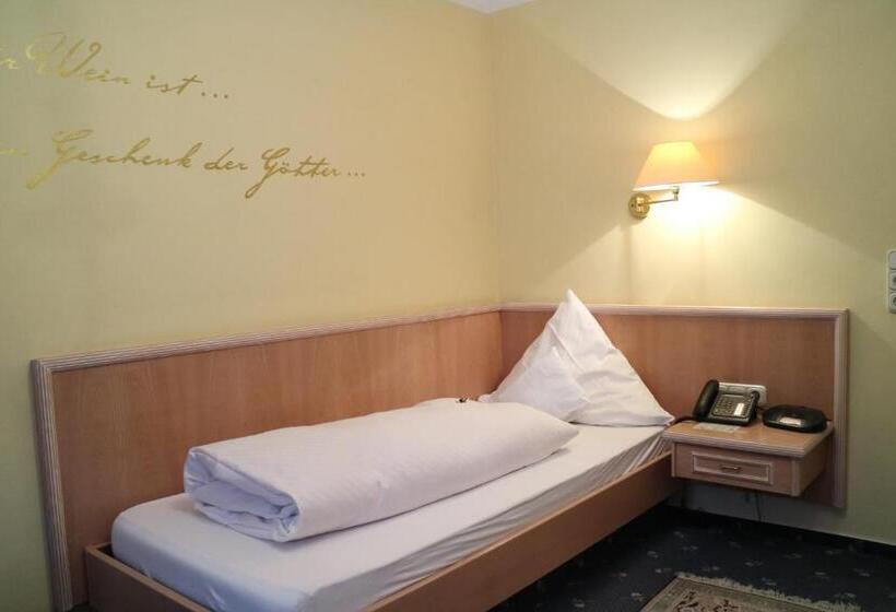 Номер Стандарт Индивидуальный, Restaurant Paradeismuhle