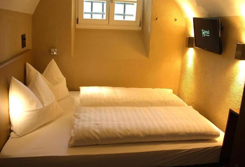 חדר סטנדרט, Knast Hotel Fronfeste