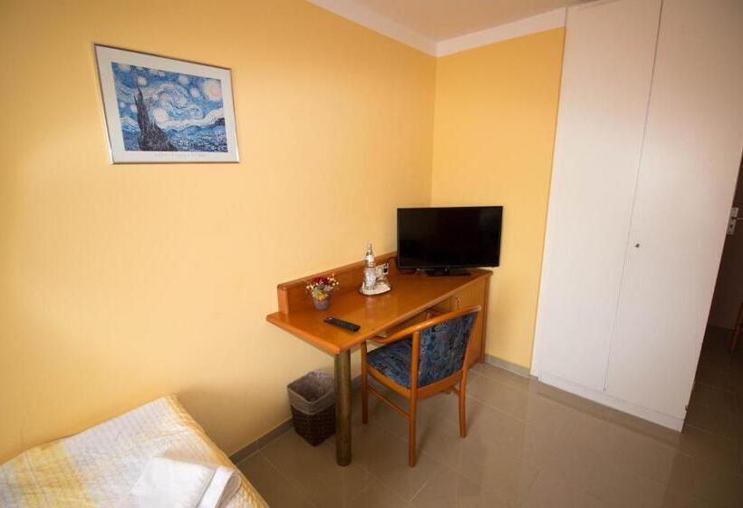 غرفة قياسية, Landhaus Havelse