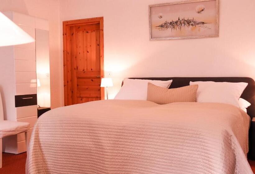 Номер Стандарт, Landhotel Restaurant Schwalbennest