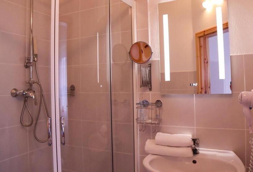 Standard Room, Landhotel Restaurant Schwalbennest