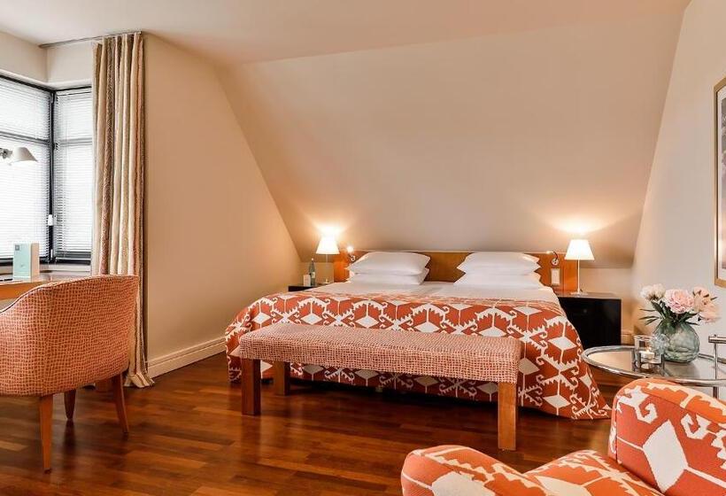 Номер бизнес-класса, Zeller Hotel+restaurant