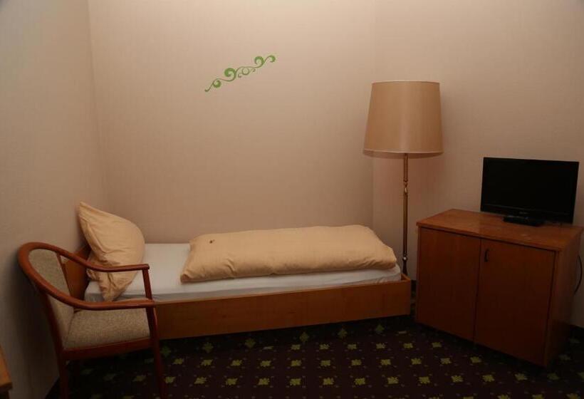 Quarto standart individual, Taunus Residence