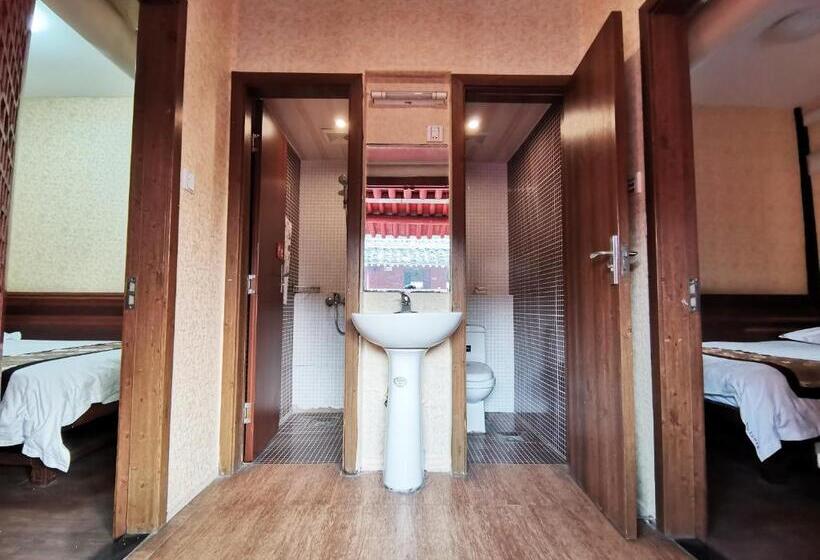 침실 2개 스위트, Shaoxing Laotaimen Luxun Native Place Youth Hostel