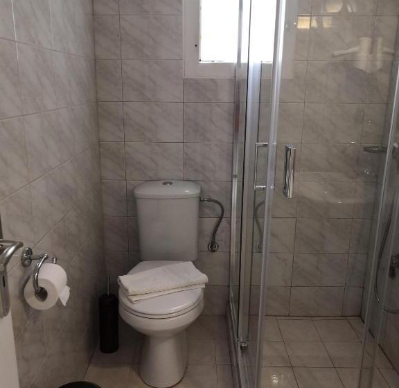 חדר אקונומי, Filoxenia By Grispos Villas