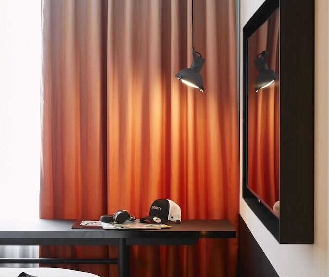 スタンダードルーム, Mama Shelter Paris La Défense