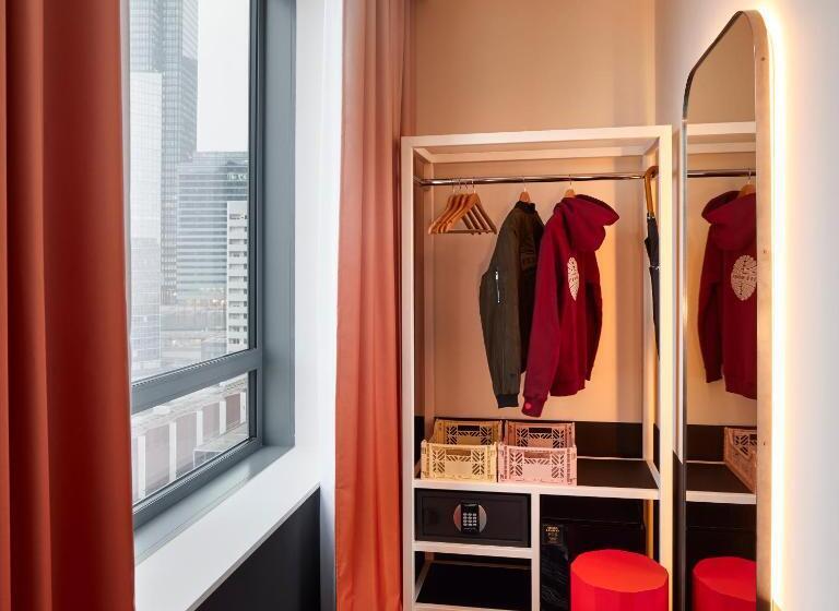 スタンダードルーム, Mama Shelter Paris La Défense