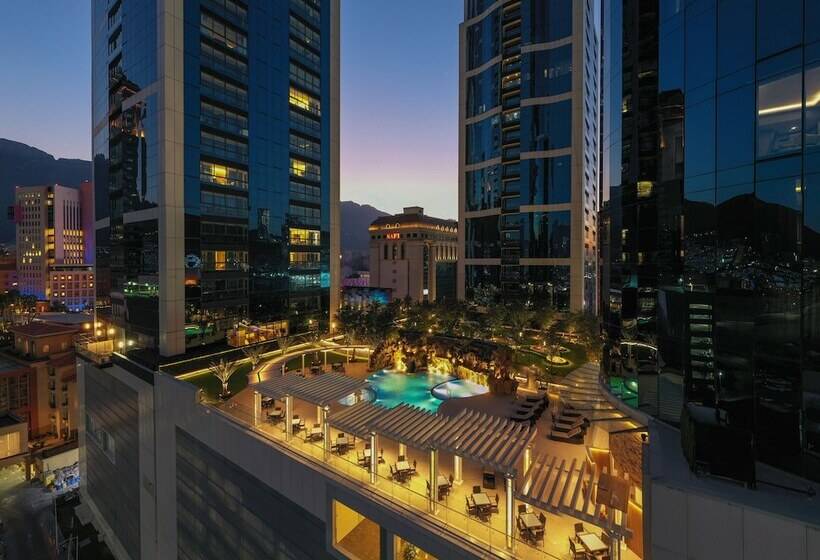 Люкс Кровать Кинг, Safi Royal Luxury Metropolitan