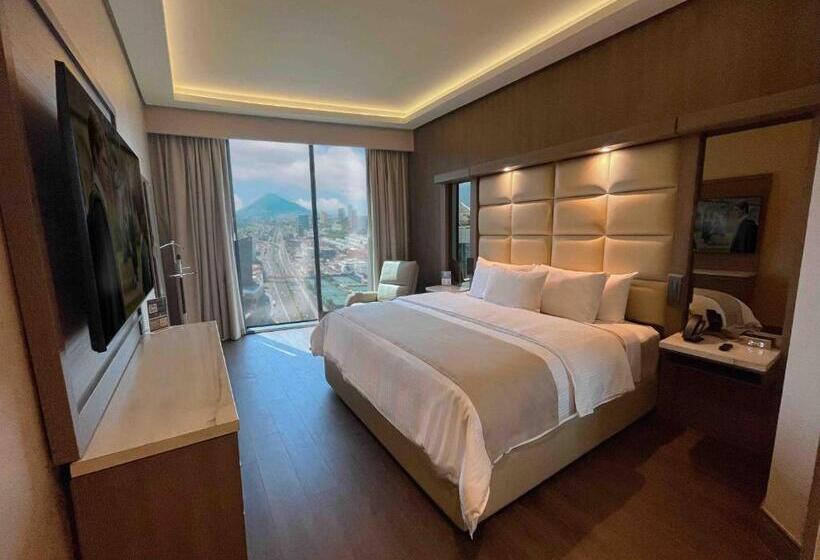 带大床的套房, Safi Royal Luxury Metropolitan