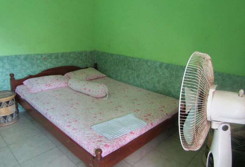 이코노미 룸, Sabar Menanti 2