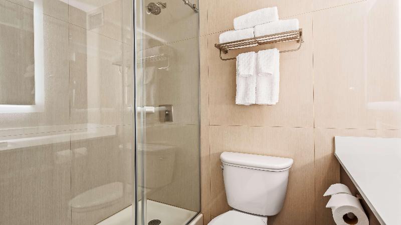 اتاق استاندارد, Maani Muscat Hotel & Suites