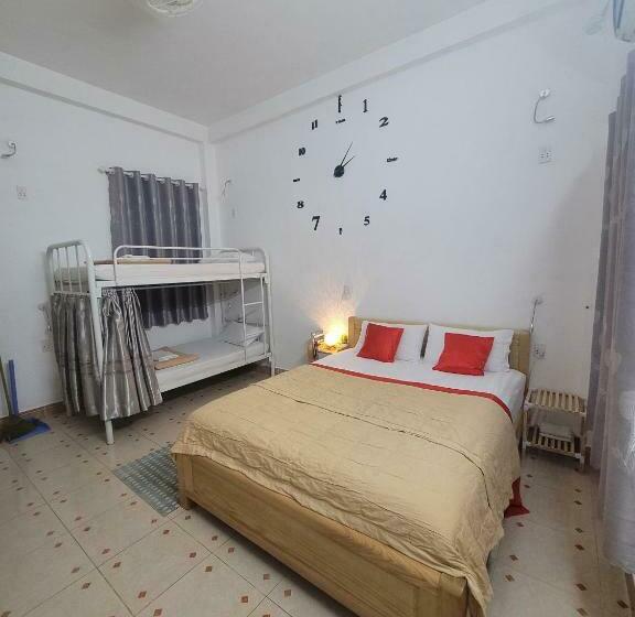 اتاق لوکس, Saigon Cozy House & Coffee