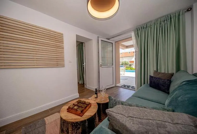 آپارتمان 1 خوابه, N&n Lux Guest House