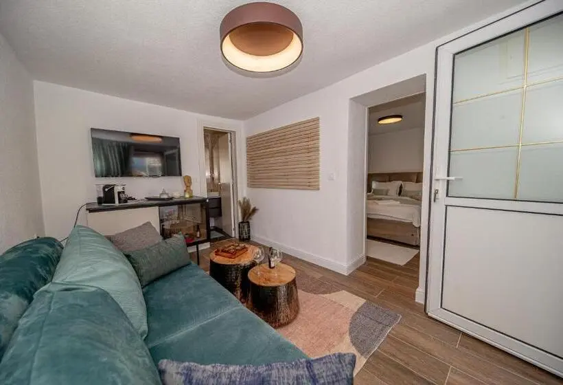آپارتمان 1 خوابه, N&n Lux Guest House