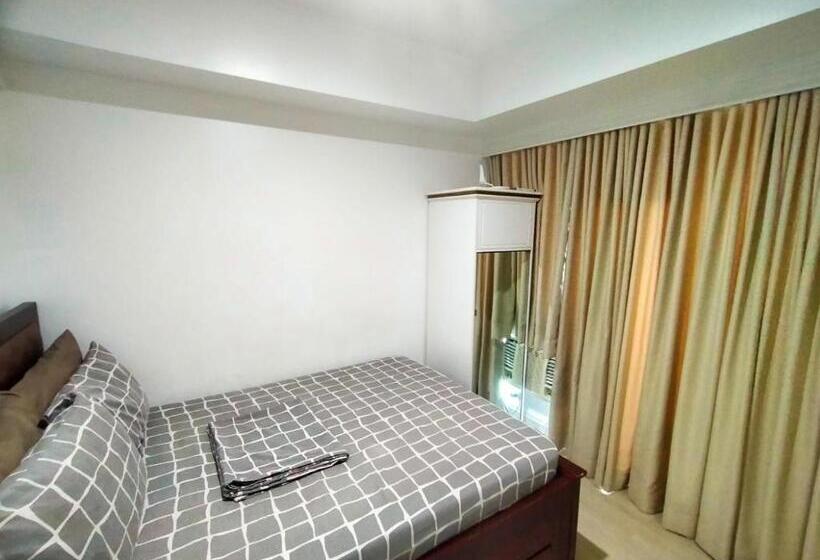 اتاق لوکس خانوادگی, Residences In Azure Condominium Parañaque City Metro Manila