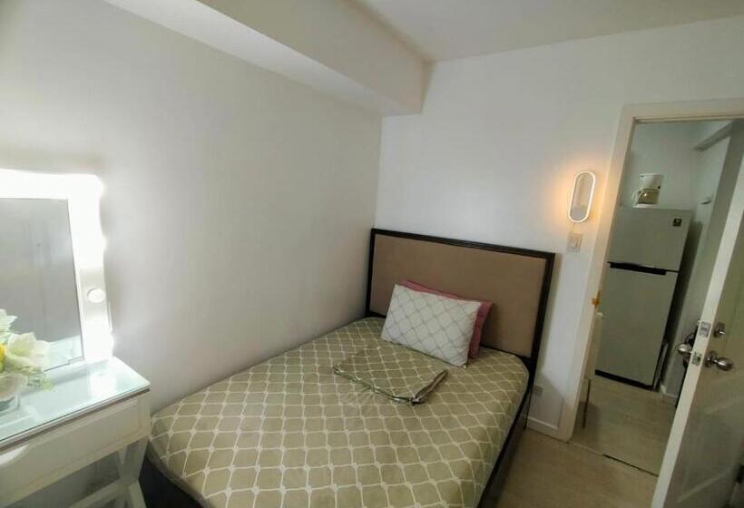 اتاق لوکس خانوادگی, Residences In Azure Condominium Parañaque City Metro Manila