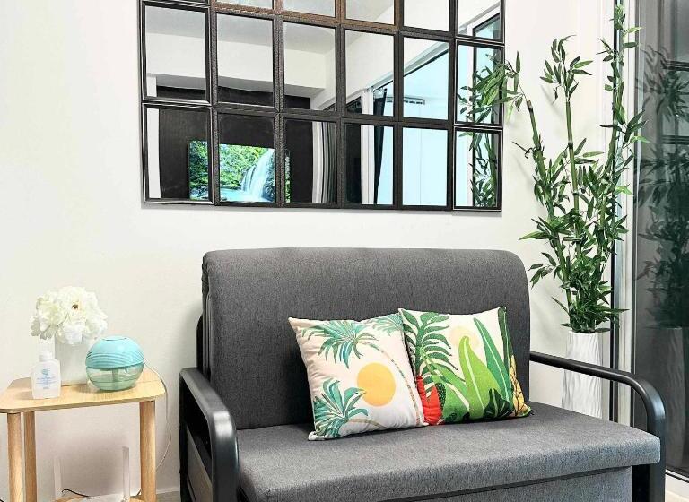 استودیو استاندارد با بالکن, Residences In Azure Condominium Parañaque City Metro Manila