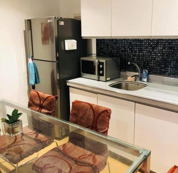 Suíte Familiar, Residences In Azure Condominium Parañaque City Metro Manila