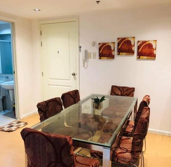 سوییت خانوادگی, Residences In Azure Condominium Parañaque City Metro Manila