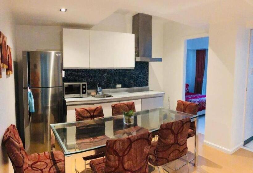 Suíte Familiar, Residences In Azure Condominium Parañaque City Metro Manila