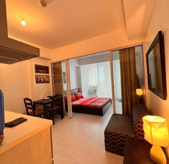 استودیوی استاندارد با چشمانداز دریا, Residences In Azure Condominium Parañaque City Metro Manila