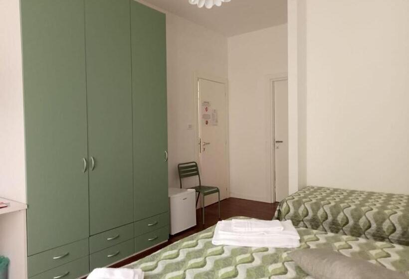 חדר סטנדרט לשלושה, La Rosa Dei Venti