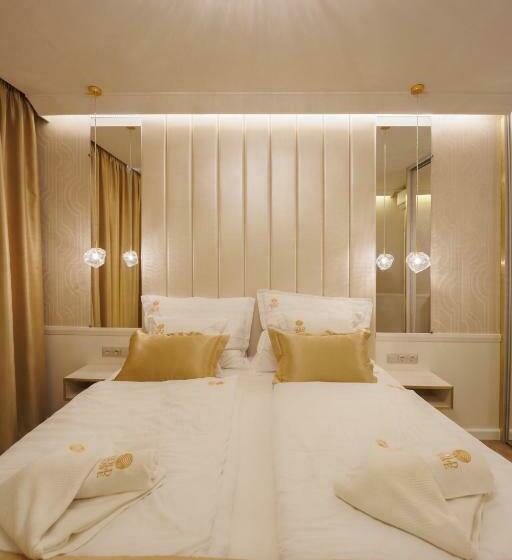 带1个卧室的顶楼公寓, Gold Wave Apartments