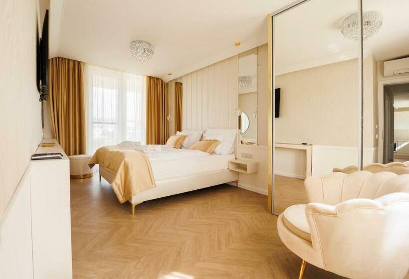 带1个卧室的顶楼公寓, Gold Wave Apartments