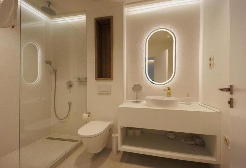 豪华工作室, Gold Wave Apartments