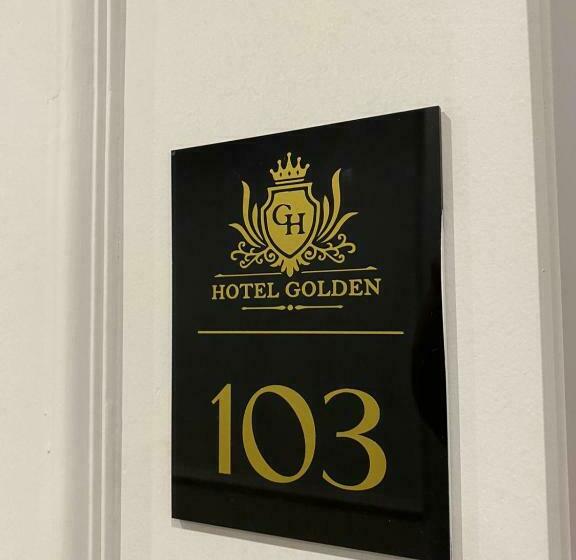 デラックスルーム, Golden