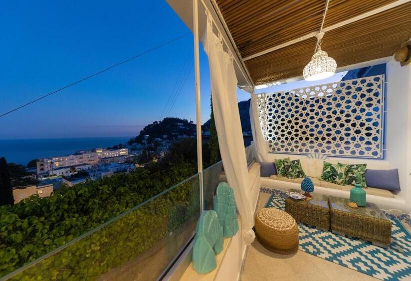 Люкс Deluxe Вид на Море, Suite Belvedere Capri Exclusive Rooms