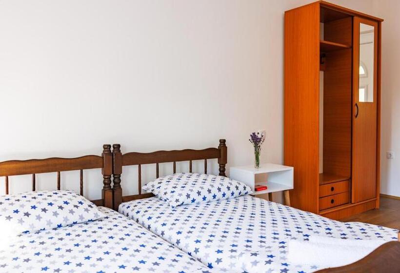 اتاق استاندارد, Vila Peristeron