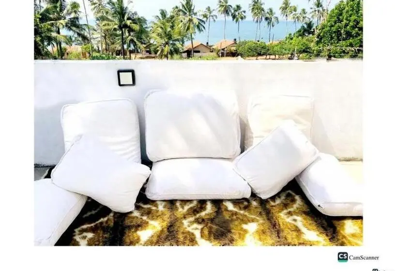 オーシャンビューデラックスルームバルコニー付き, Ayona Beach Villa