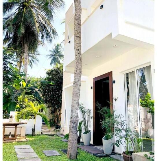 デラックストリプルルーム, Ayona Beach Villa