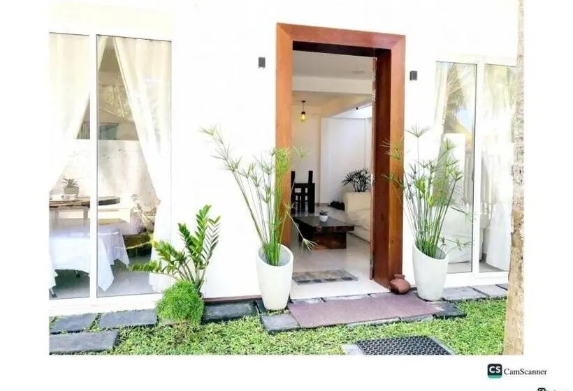 デラックストリプルルーム, Ayona Beach Villa