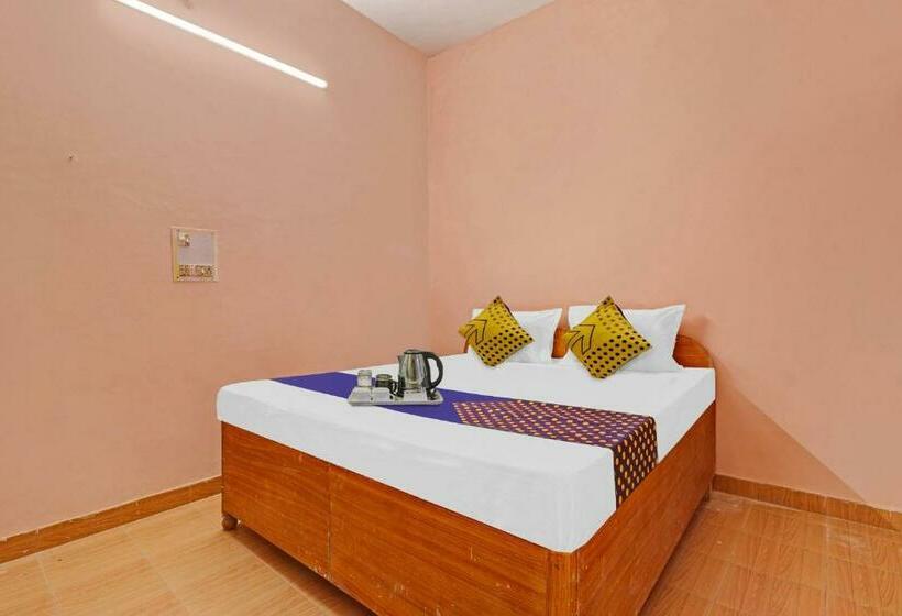 חדר סטנדרט, Spot On Ganpati Home Stays