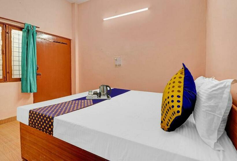 חדר סטנדרט, Spot On Ganpati Home Stays