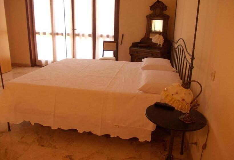 高级大房间, Villa Costanza