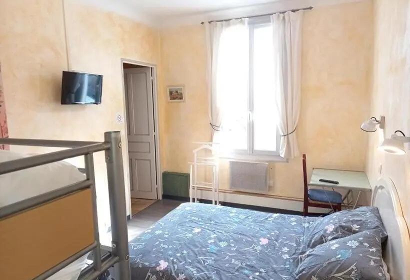 スタンダード4人部屋, Hôtel Le Vauban