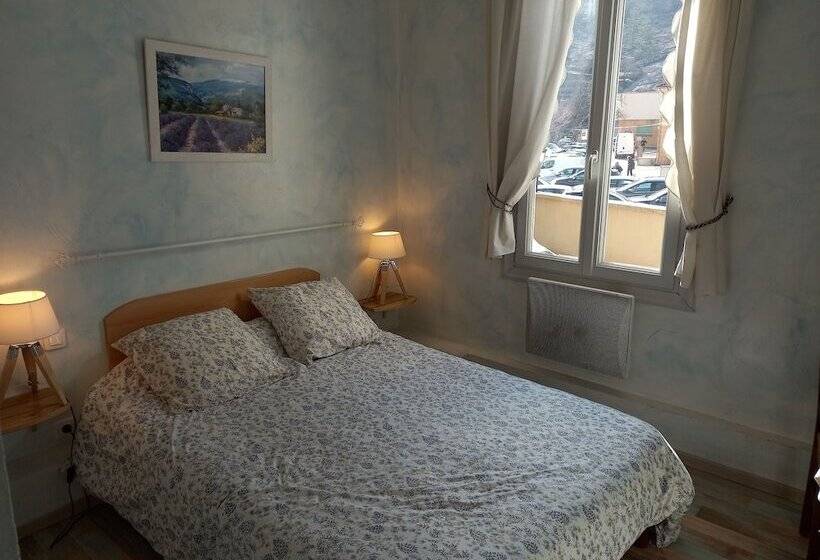 Номер Стандарт, Hôtel Le Vauban