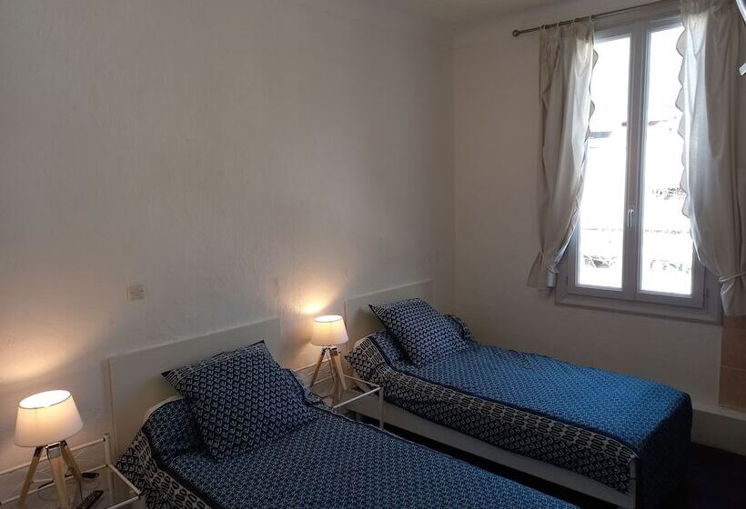 Номер Стандарт, Hôtel Le Vauban