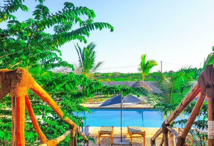 חדר סטנדרט נוף לבריכה, Jabali Bungalows Lodge