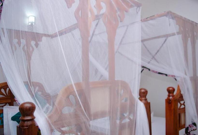 חדר סטנדרט נוף לגינה, Jabali Bungalows Lodge