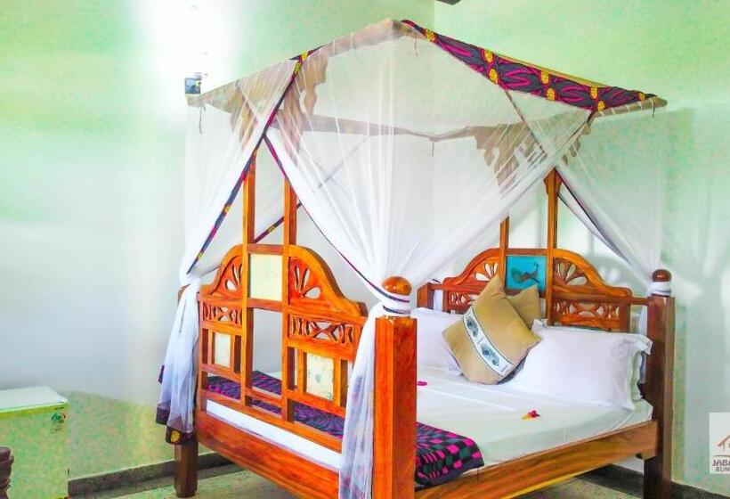 חדר סטנדרט נוף לגינה, Jabali Bungalows Lodge