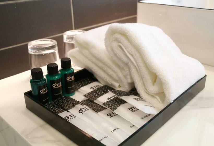 חדר דחוקס עם מיטת קינג, Otel Hotel Suite