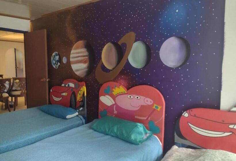 Номер Стандарт Трехместный, Hostal Sueño Paraiso  Observatorio Astronómico