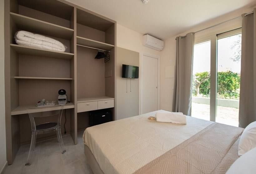 غرفة قياسية, L Agrumeto